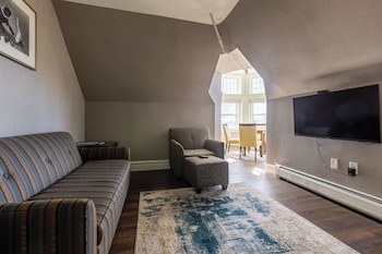 Presidential Suite, 1 Queen Bed with Sofa bed