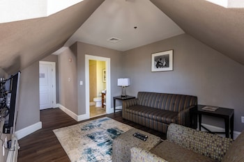 Presidential Suite, 1 Queen Bed with Sofa bed