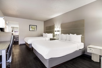 Standard Room, 2 Queen Beds, Non Smoking, Refrigerator & Microwave