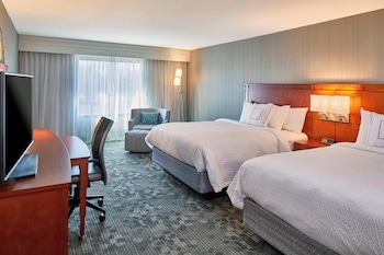 Room, Multiple Beds