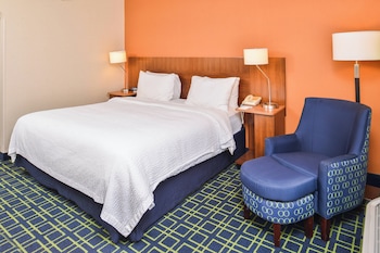 Room, 1 King Bed, Hearing Accessible