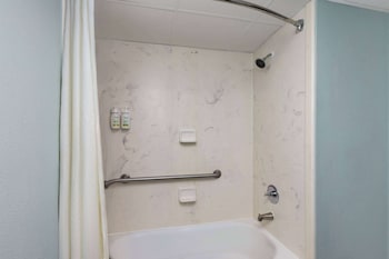 Suite, 1 King Bed, Non Smoking