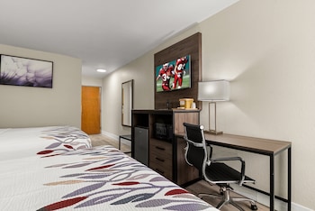 Deluxe Room, 2 Queen Beds, Non Smoking