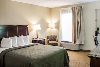 Standard Room, 1 Queen Bed