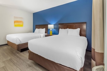 Room, 2 Queen Beds, Non Smoking