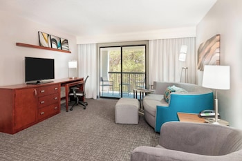 Suite, 1 Bedroom, Balcony