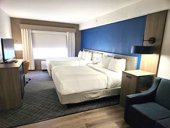 Suite, Multiple Beds, Non Smoking (Upgrade)
