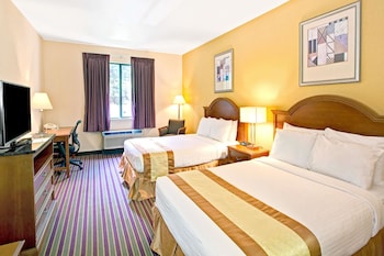Standard Room, 2 Double Beds, Smoking