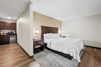 Deluxe Room, 1 King Bed (Smoke Free)