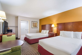 Room, 2 Double Beds, Accessible, Smoking
