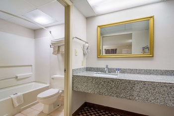 Room, 2 Queen Beds, Non Smoking
