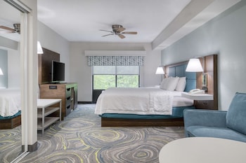 Suite, 1 King Bed, Kitchen, Corner