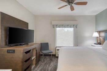 Suite, 1 King Bed, Non Smoking