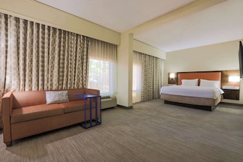 Suite, 1 King Bed, Non Smoking