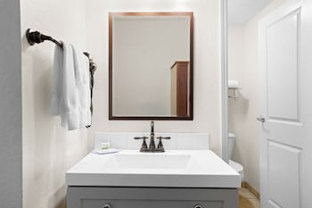 Superior Suite, Multiple Beds (FAMILY SUITE)