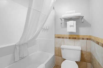 Standard Room, 1 Queen Bed (QUEEN NON-SMOKING)