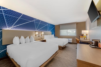 Room, 2 Queen Beds, Accessible, Non Smoking