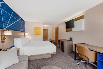 Standard Room, 1 King Bed with Sofa bed, Non Smoking, River View