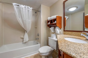 Standard Room, 1 King Bed, Non Smoking, Hot Tub