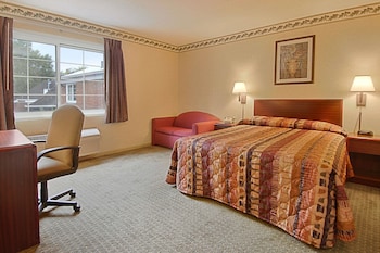Standard Room, 1 King Bed, Smoking
