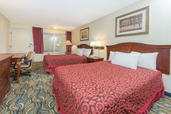Deluxe Room, 2 Double Beds, Non Smoking