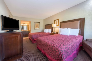 Deluxe Room, 2 Double Beds, Non Smoking