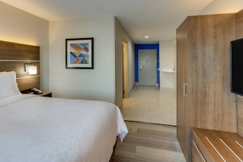 Standard Room, 1 Queen Bed