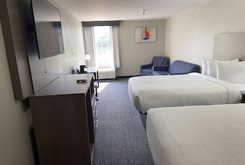 Room, 2 Queen Beds, Non Smoking