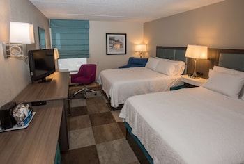 Room, 2 Queen Beds, Accessible (Hearing)