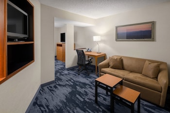 Studio, 1 King Bed with Sofa bed