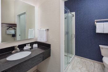 Room, 1 King Bed, Hearing Accessible