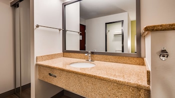 Standard Room, 1 King Bed, Non Smoking, Refrigerator & Microwave