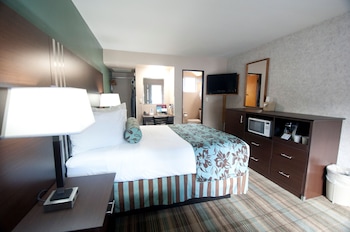 Standard Room, 1 Queen Bed