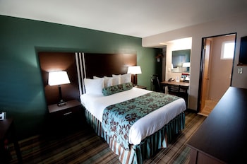 Standard Room, 1 Queen Bed
