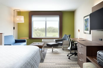 Standard Room, 1 Queen Bed