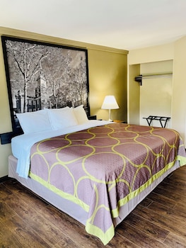 Room, 1 King Bed, Non Smoking
