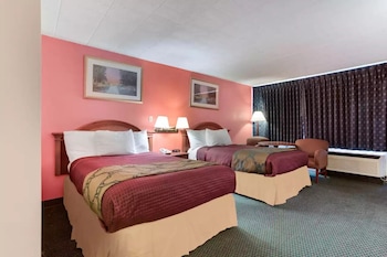 Standard Quadruple Room, Non Smoking