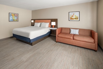 Special price king bed non smoking