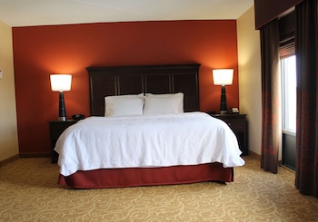One king suite whirlpool non smoking