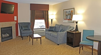 One king suite whirlpool non smoking