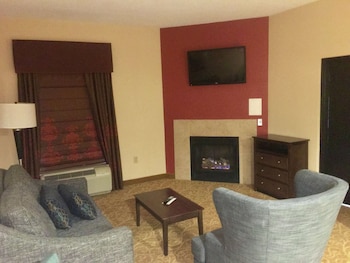 Suite, 1 King Bed, Accessible, Non Smoking