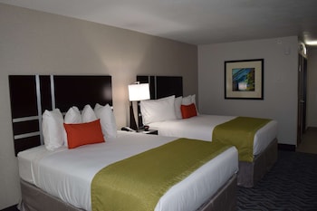 Standard Room, 2 Double Beds, Non Smoking, Refrigerator & Microwave