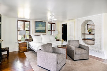 Room 11, King Room (The Cottage)