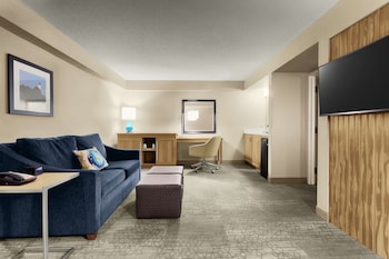 Suite, 1 Bedroom, Non Smoking (1 King Bed)