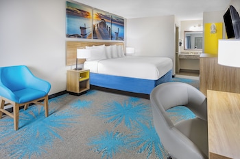 Standard Room, 1 King Bed Non Smoking