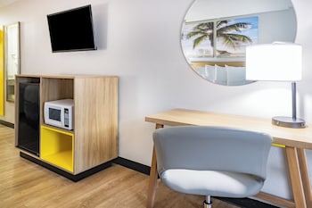 Studio Suite, 2 Queen Beds, Non Smoking