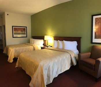 Standard Room, 2 Double Beds, Non Smoking