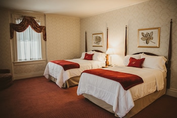 Standard Room, 2 Double Beds, Non Smoking