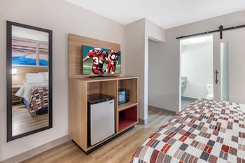 Deluxe Room, 1 King Bed, Non Smoking