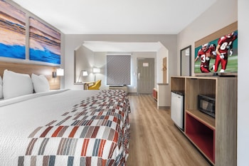 Deluxe Room, 1 King Bed, Non Smoking